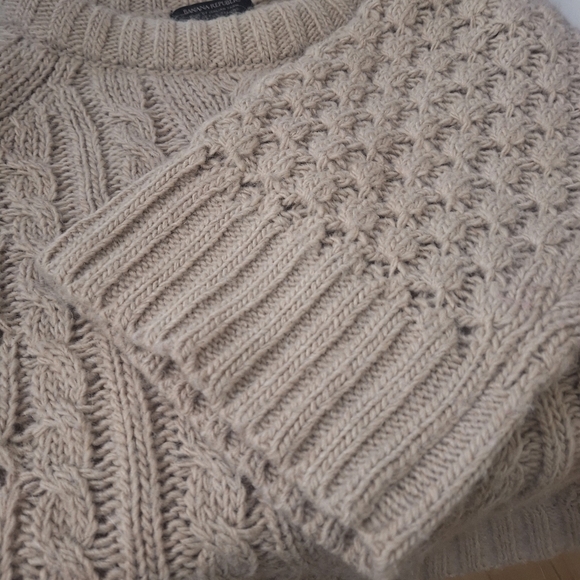 Banana Republic classic fisherman Wool Alpaca Blend Sweater Size S - Picture 8 of 10